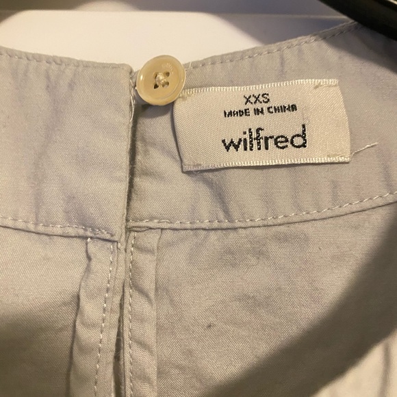 BNWOT Aritzia Wilfred XS Cropped Top Blouse - Picture 3 of 6